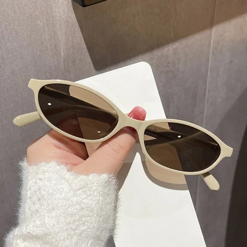New Retro Sexy Cat Eye Sunglas - Vintage Outdoor Fashion ulasan dan harga